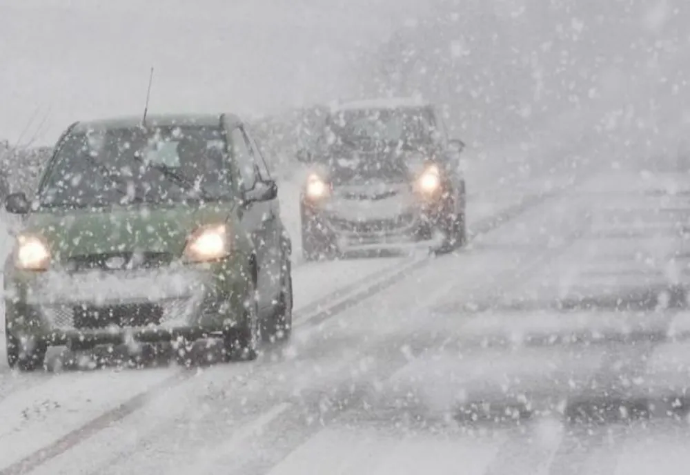 A venit iarna în România! Stratul de zăpadă este de 15 centimetri în această localiatte