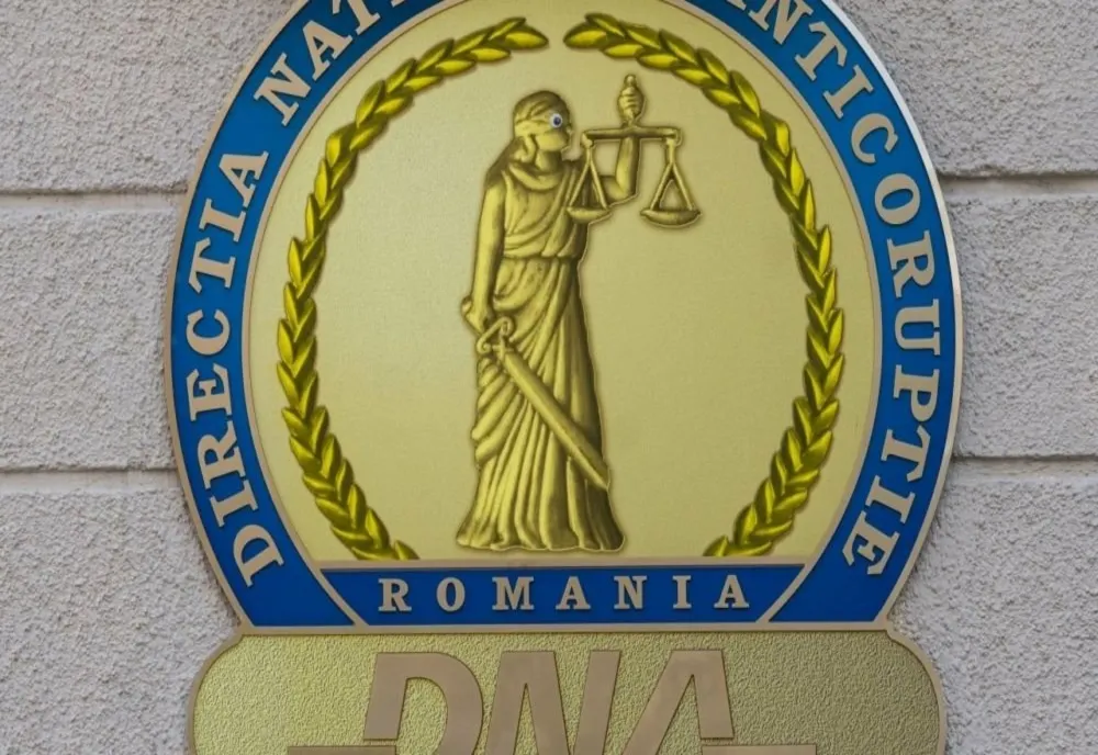 Percheziţii ale DNA Timişoara într-un dosar de dare de mită: Fost angajat al Primăriei Timişoara, vizat de anchetă