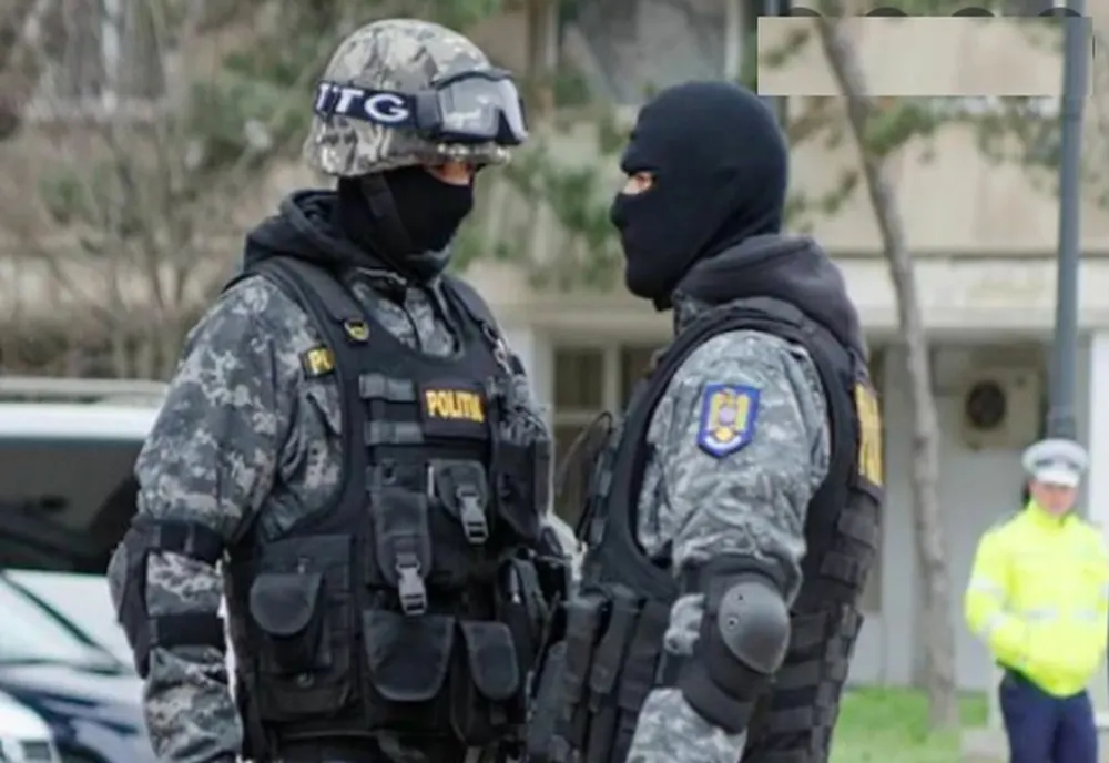 Plutonier adjutant şef, trimis în judecată pentru că şi-ar fi ameninţat superiorii cu moartea