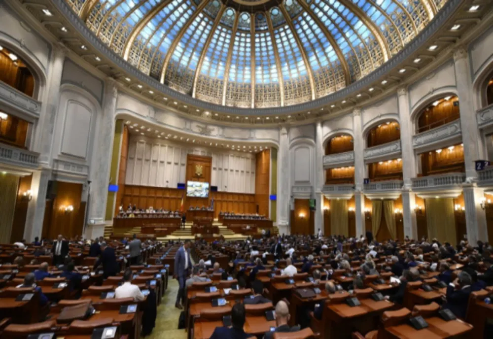 Propunerea de lege a USR care prevede că alocaţia de stat pentru copii este un drept începând cu prima zi de viaţă a copilului, adoptată de către Senat