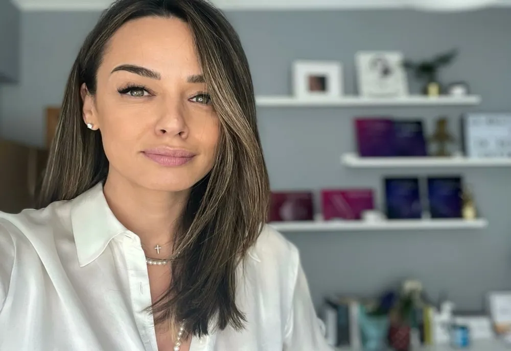 Cum a ajuns Andreea Raicu la epuizare: „Credeam că o viață împlinită înseamnă să am agenda plină”