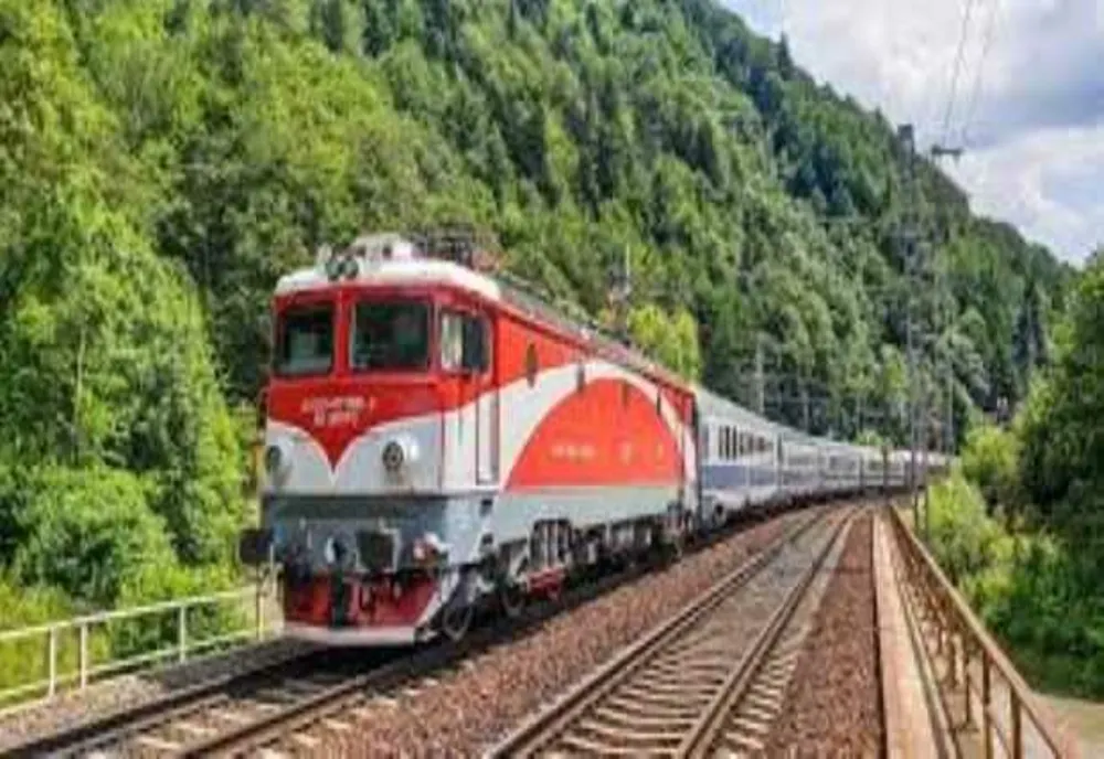 GARNITURI NOI DE TREN, INTRODUSE DE CFR CĂLĂTORI PE RUTA BUCUREȘTI - CONSTANȚA ȘI RETUR