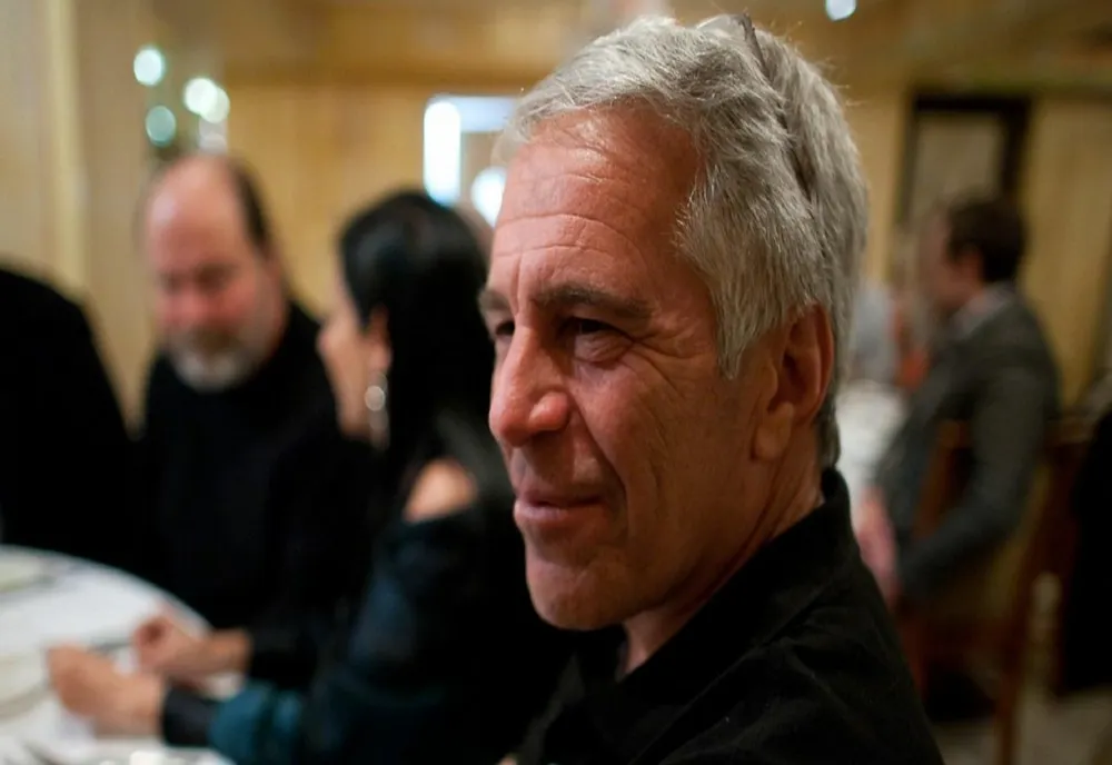 Presupusul mesaj de adio al lui Jeffrey Epstein a ieșit la iveală: „M-au investigat luni întregi și n-au găsit nimic”