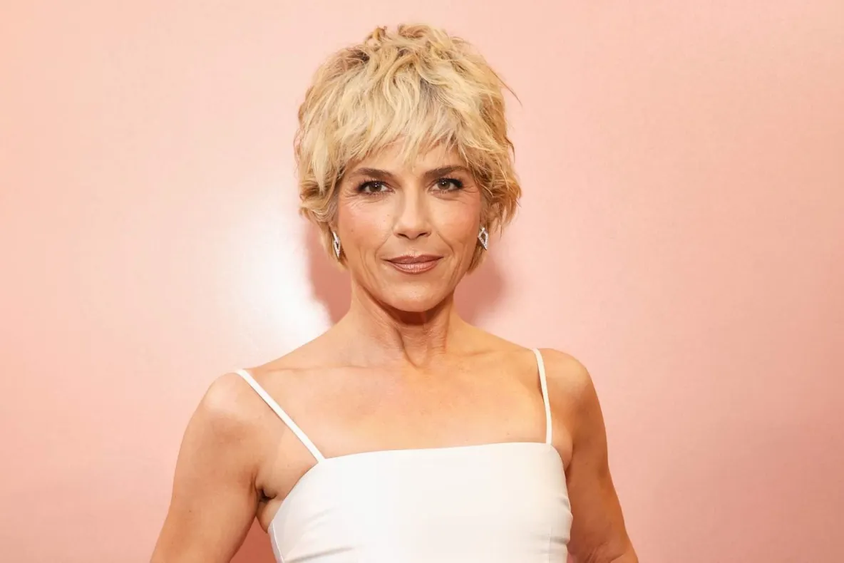 Selma Blair, arestată la New York după ce a atacat o stewardesă la bordul unui avion