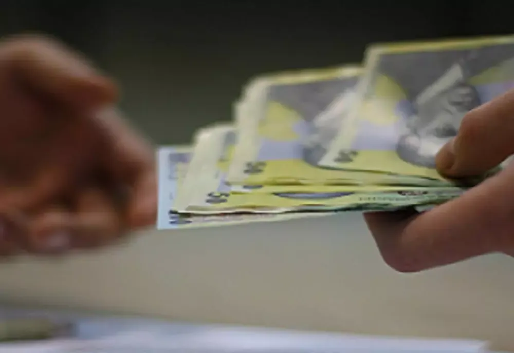 Dragoş Pîslaru: Salariul minim european ar trebui să aducă o creştere de cel puţin 500 şi ceva de lei salariului minim naţional
