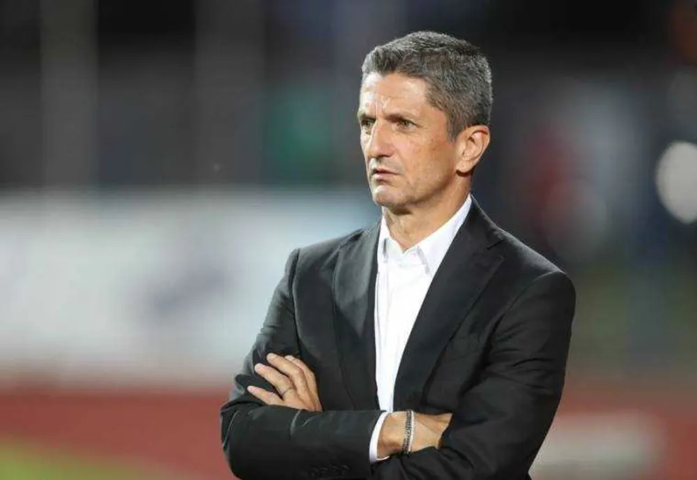 Răzvan Lucescu este noul antrenor al campioanei Qatarului. Contract pe doi ani cu Al Sadd