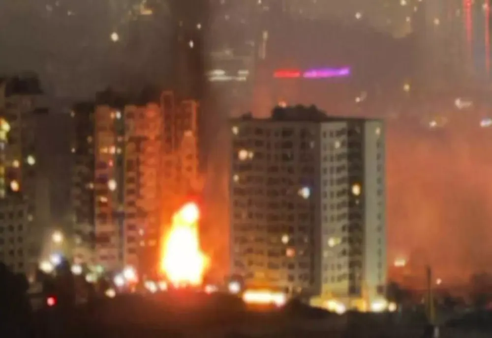 Explozii raportate în Iran în cea de-a 13 noapte consecutivă de atacuri lansate de SUA