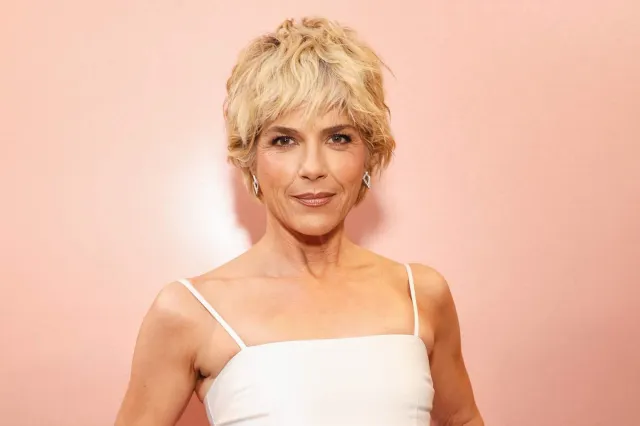 Selma Blair, arestată la New York după ce a atacat o stewardesă la bordul unui avion