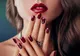 Ce este „Red Nail Theory” și de ce unghiile roșii atrag atenția bărbaților